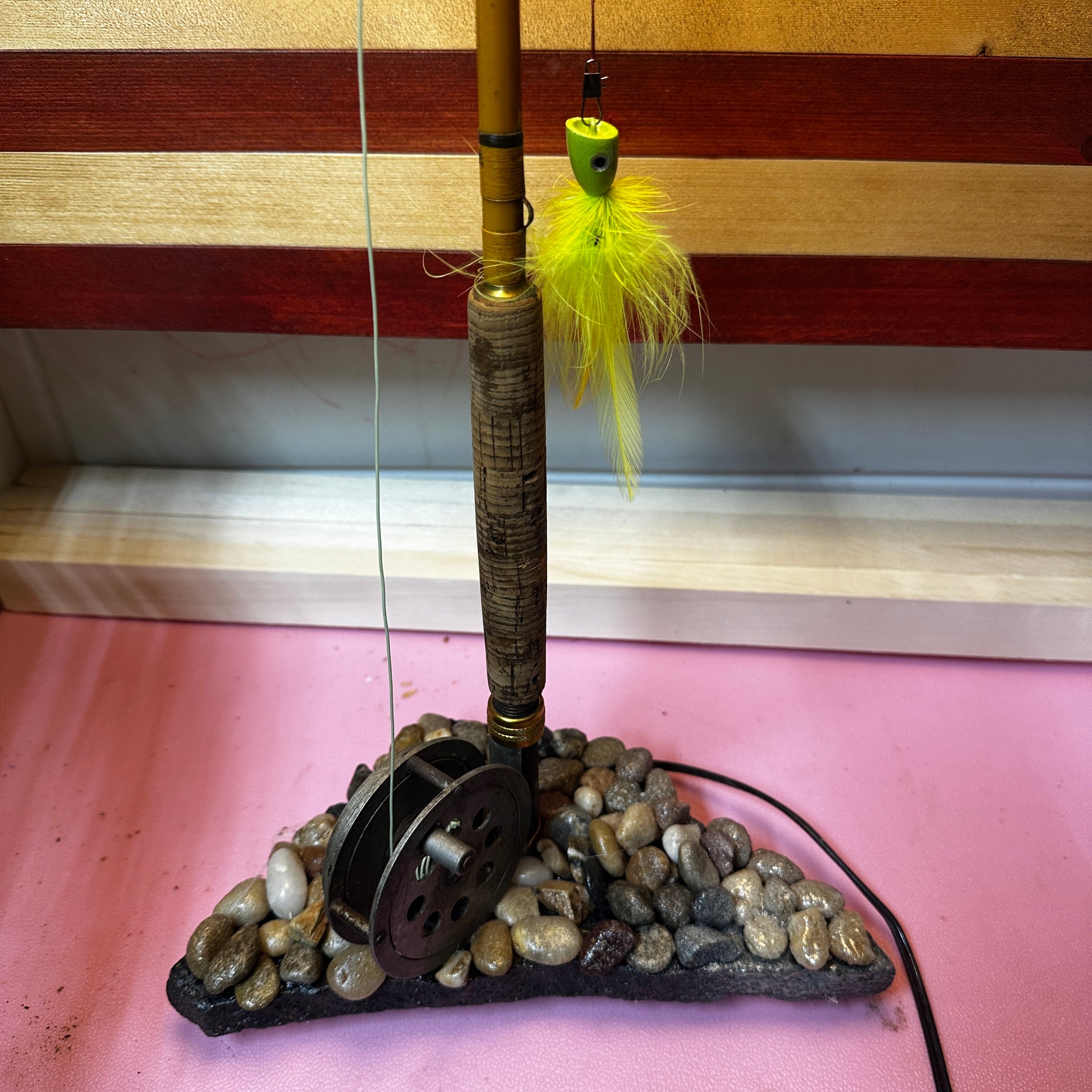 Fly Reel Table Lamp #2564 – Reel Lamps